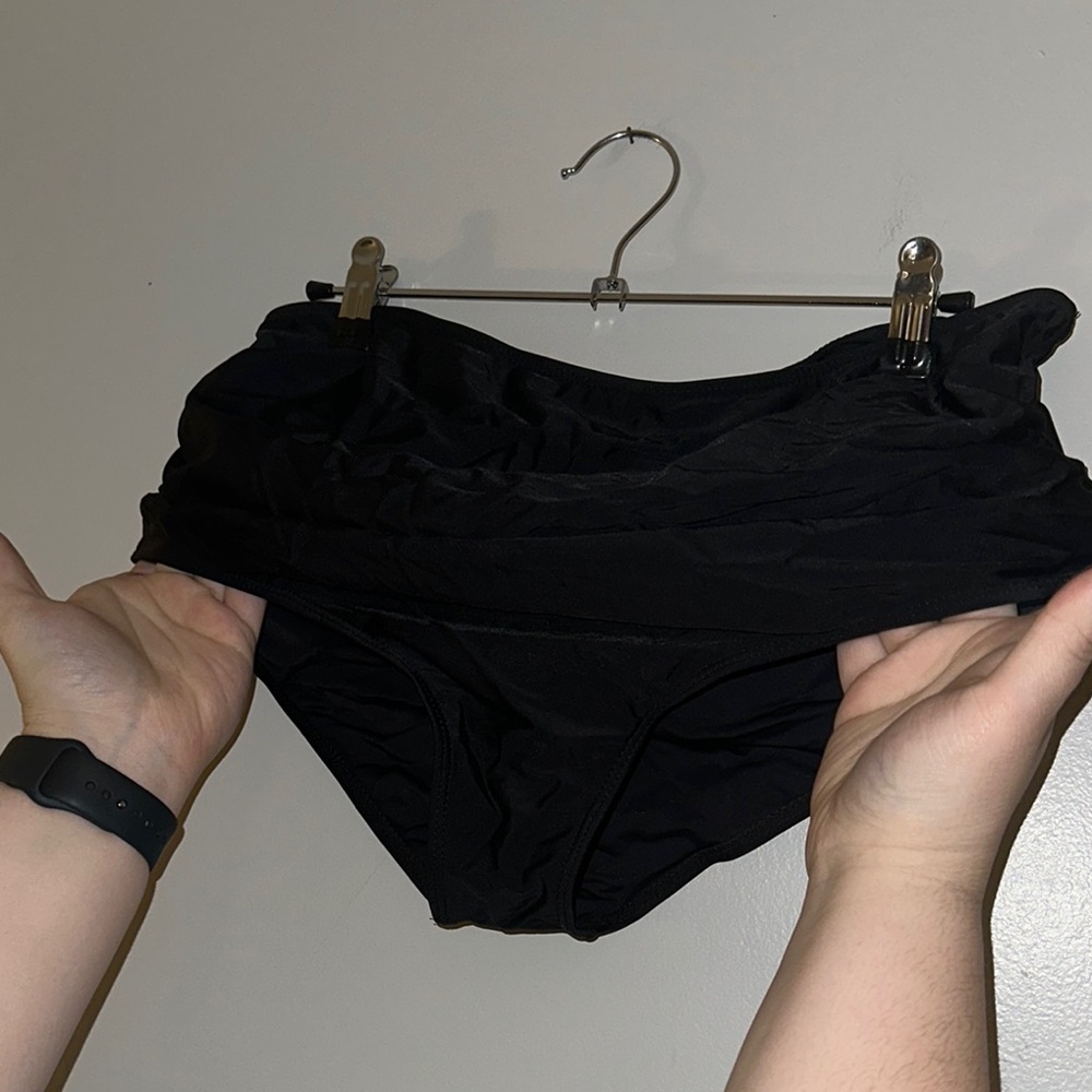 SHEIN Black Bikinis with Textured Fabric